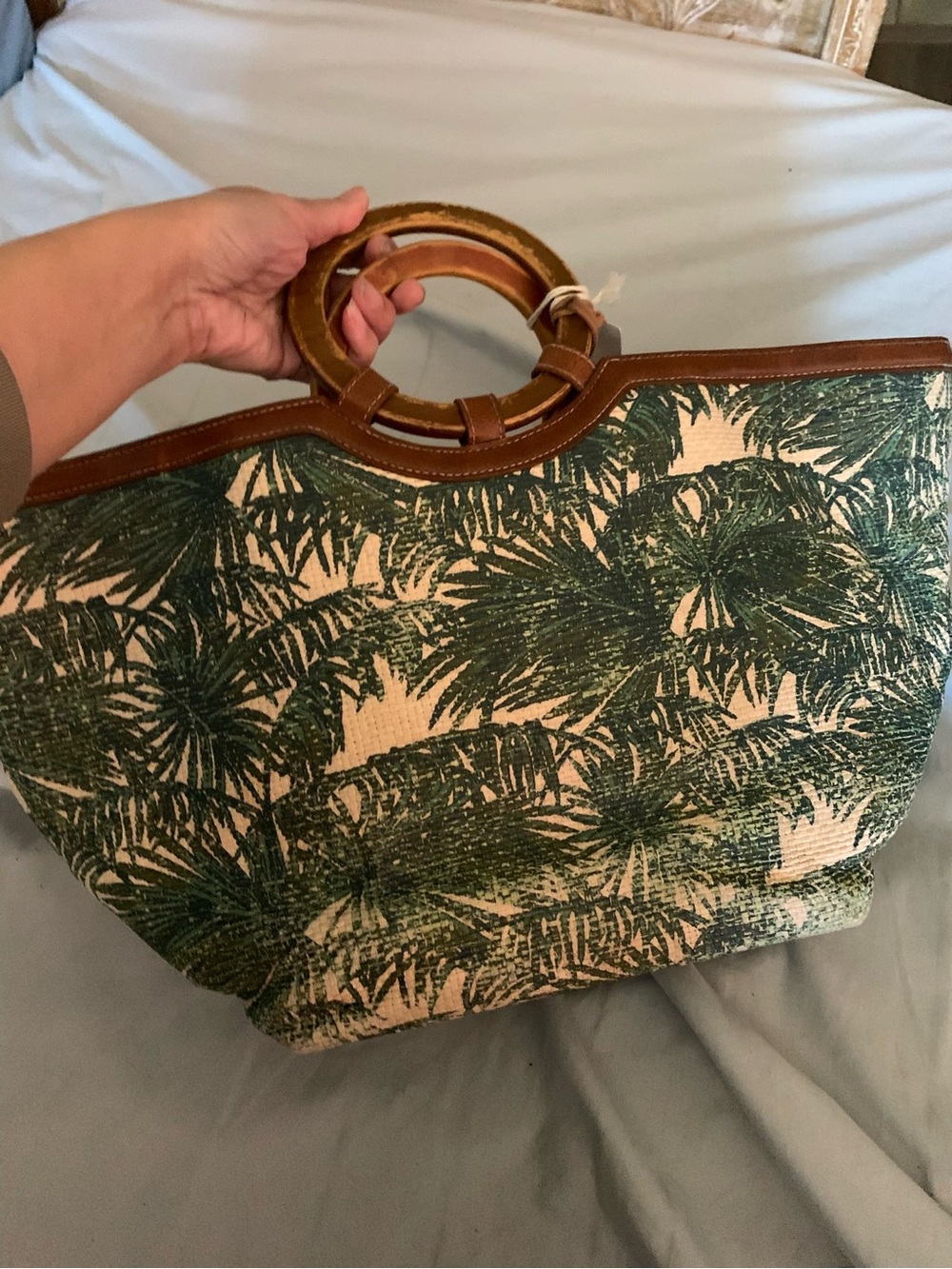 Liz Claiborne Tropical Palm Tree Clutch Bag - Picture 7 of 14